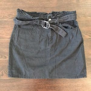 H&M Black High Waisted Skirt with Belt